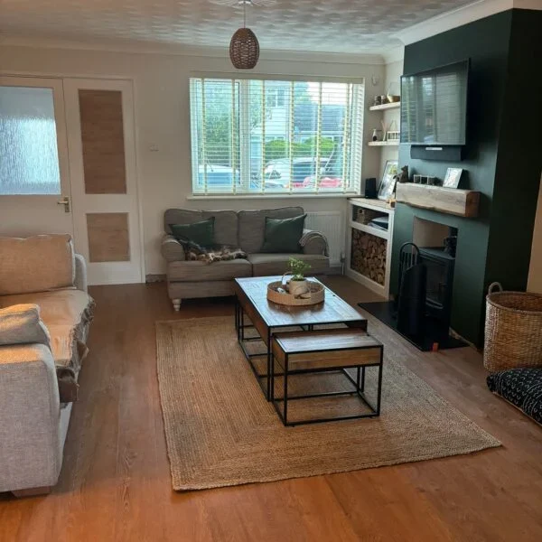 Chelsea Oak 600x600.jpg